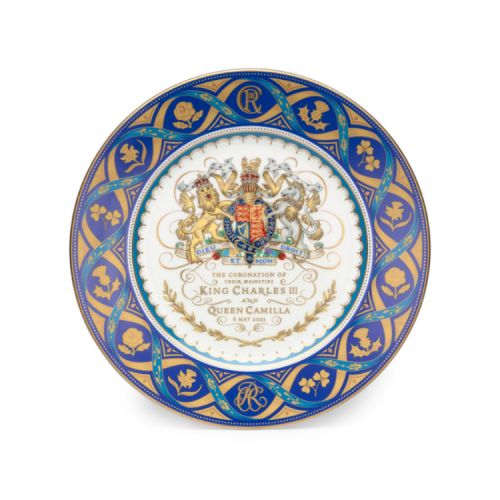 Dessert plate with gift box.