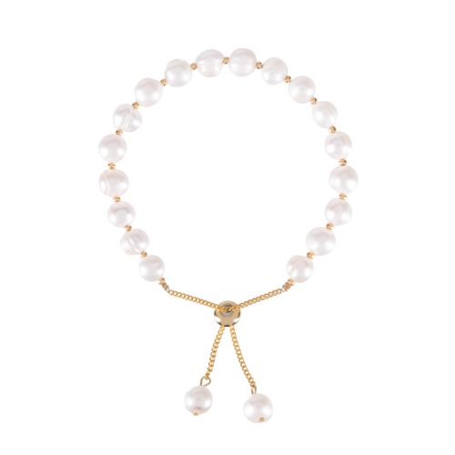 Bracelet with Pearls and gold chain, clasp features two drop pearls. 